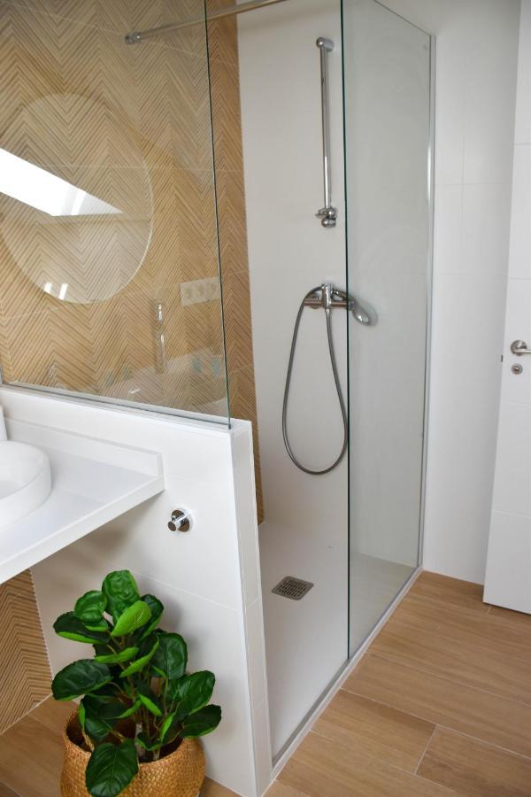 Lejlighed Holidays2malaga Trinidad Renovated 1 Bedroom Penthouse Close To Center Málaga